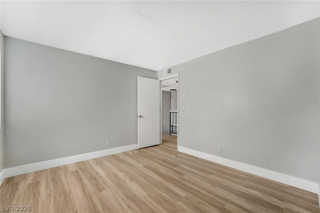 4733 Castle Rock, Las Vegas, NV 89147