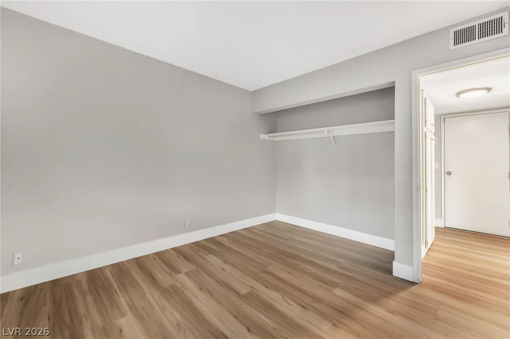 4733 Castle Rock, Las Vegas, NV 89147