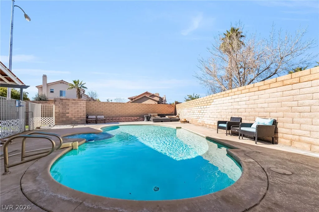 4733 Castle Rock, Las Vegas, NV 89147