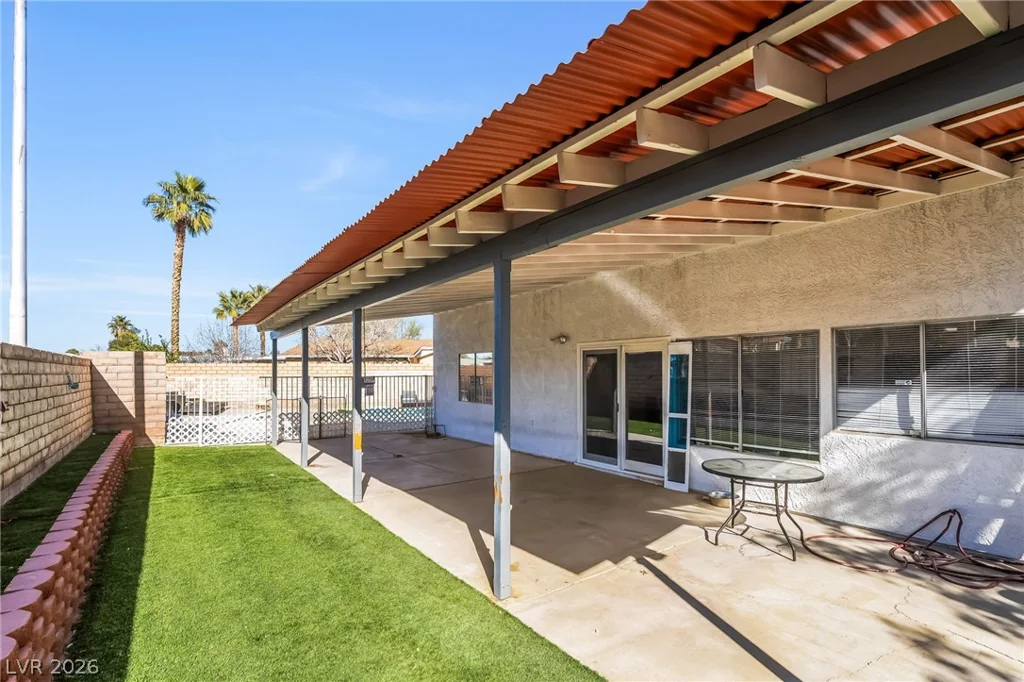 4733 Castle Rock, Las Vegas, NV 89147