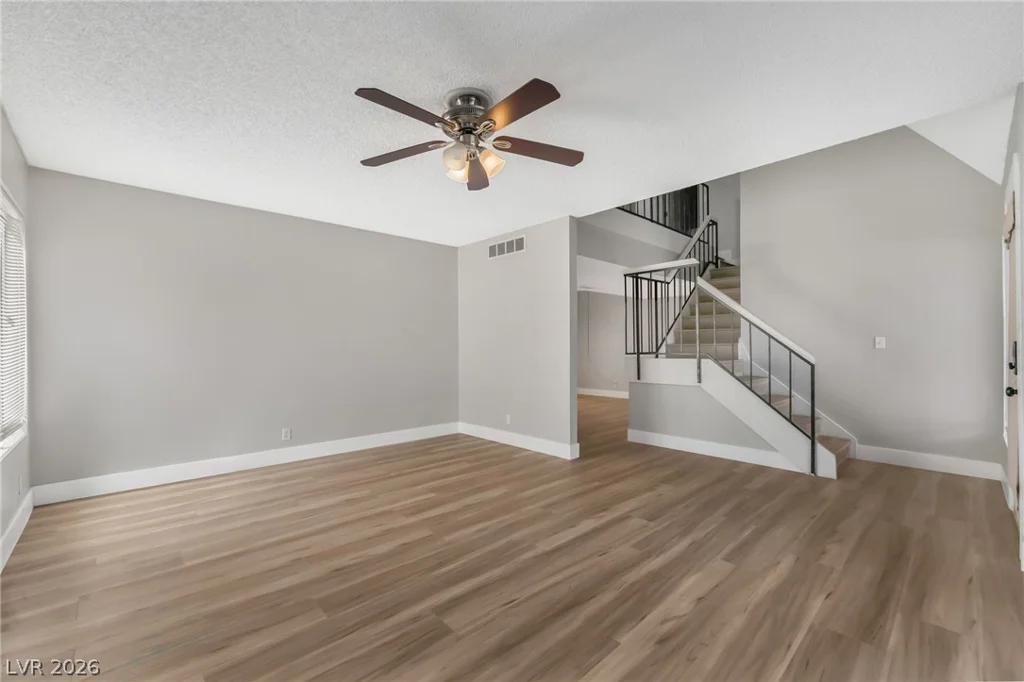 4733 Castle Rock, Las Vegas, NV 89147
