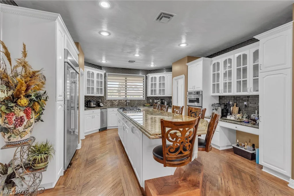 3341 Camino Gardens, Las Vegas, NV 89146