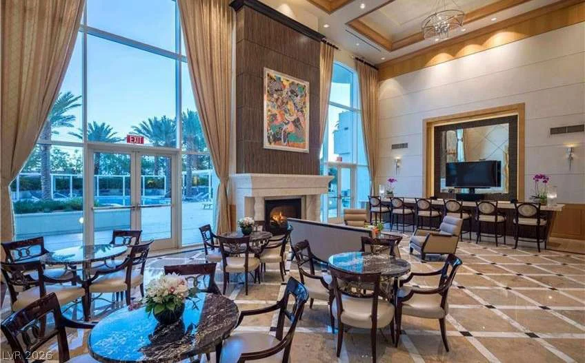 2877 Paradise, Las Vegas, NV 89109