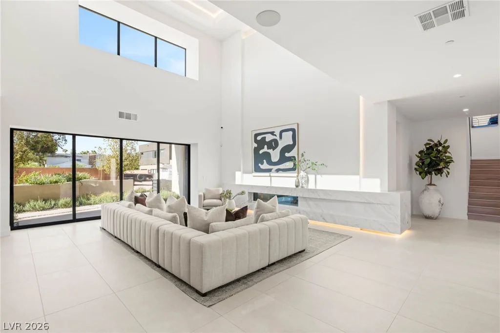 7385 Heron Canyon, Las Vegas, NV 89117