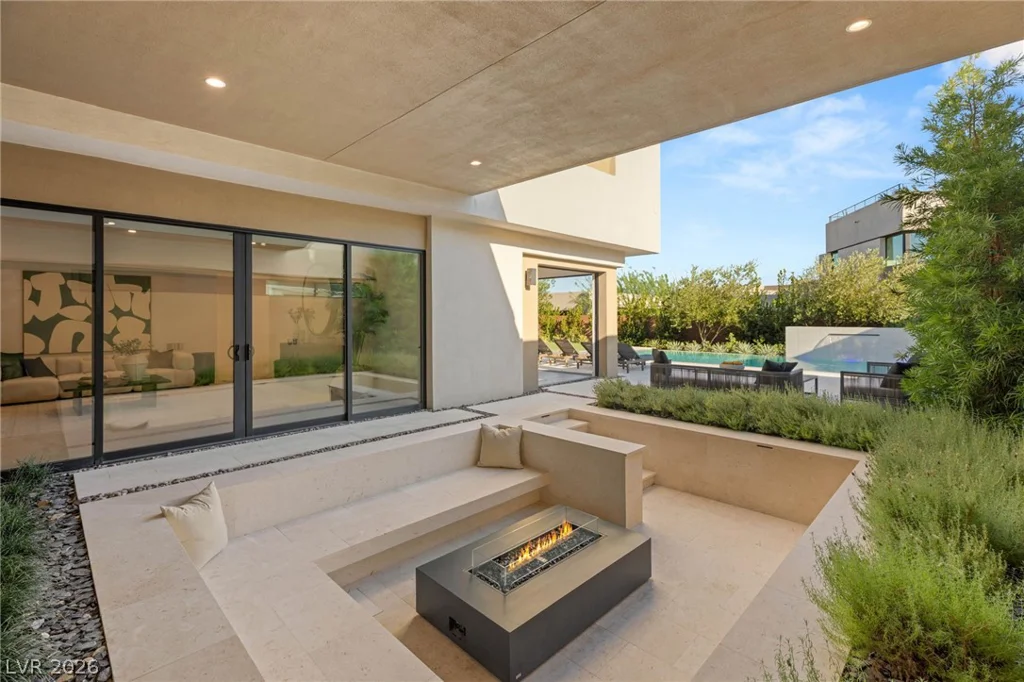 7385 Heron Canyon, Las Vegas, NV 89117