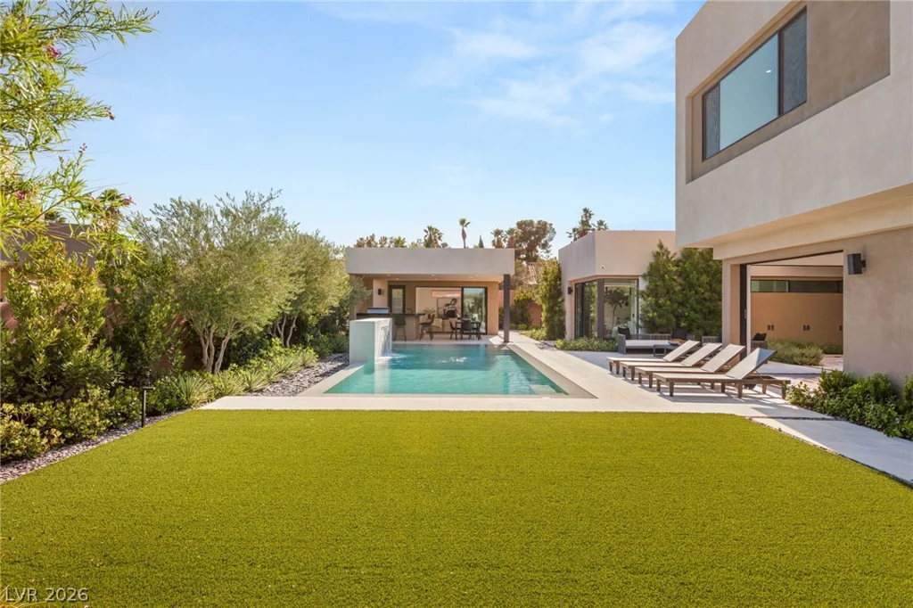 7385 Heron Canyon, Las Vegas, NV 89117