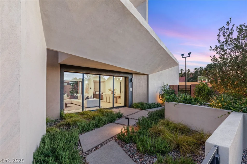 7385 Heron Canyon, Las Vegas, NV 89117