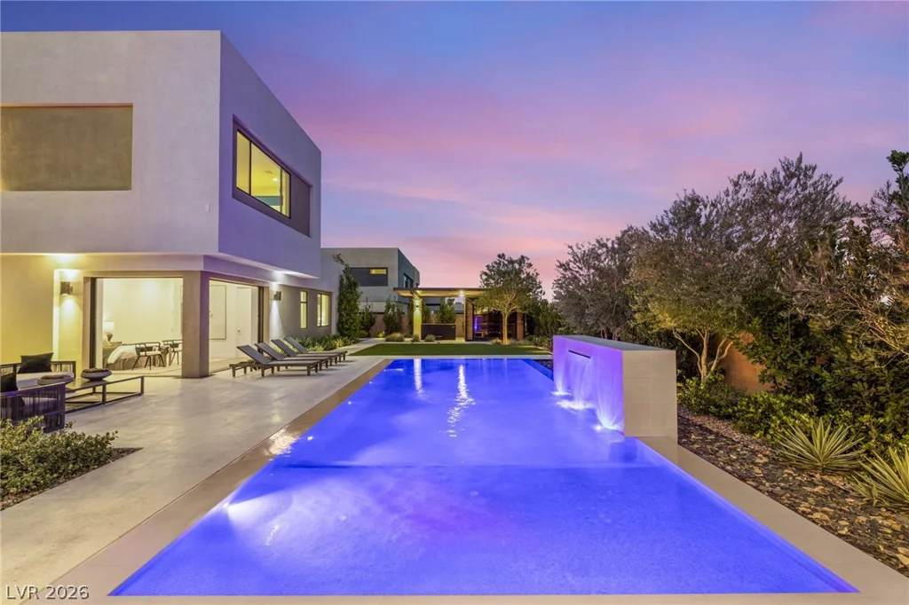 7385 Heron Canyon, Las Vegas, NV 89117