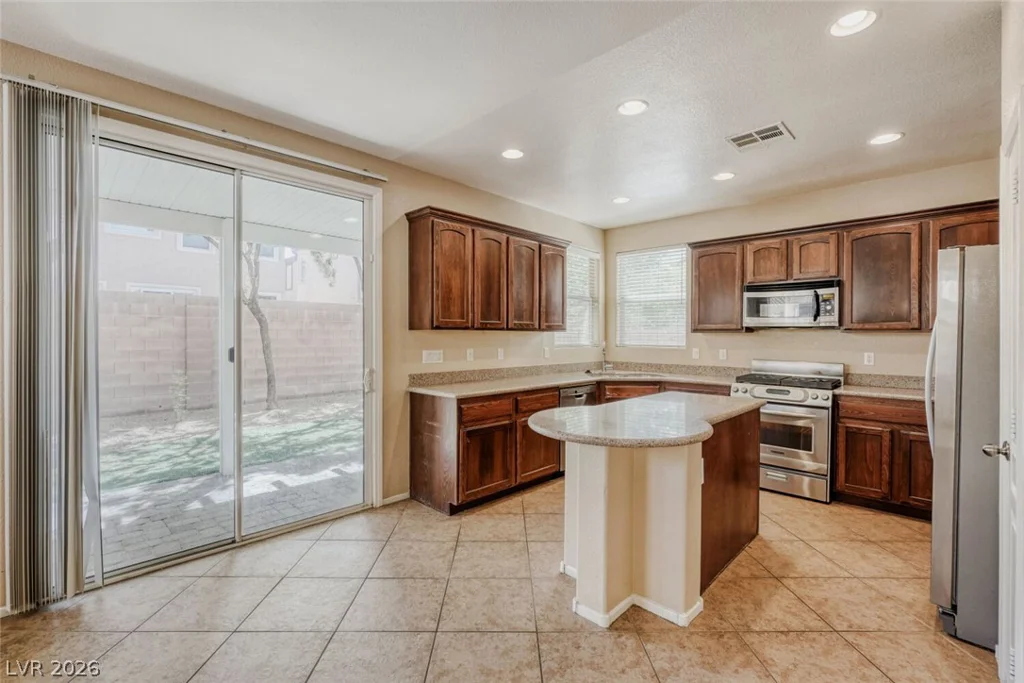7539 Benlomond, Las Vegas, NV 89179