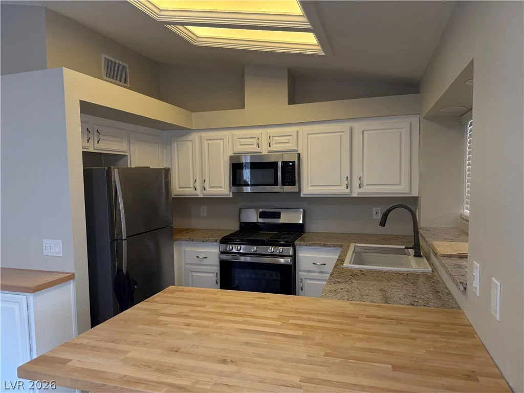 3049 Brigantine, Las Vegas, NV 89128