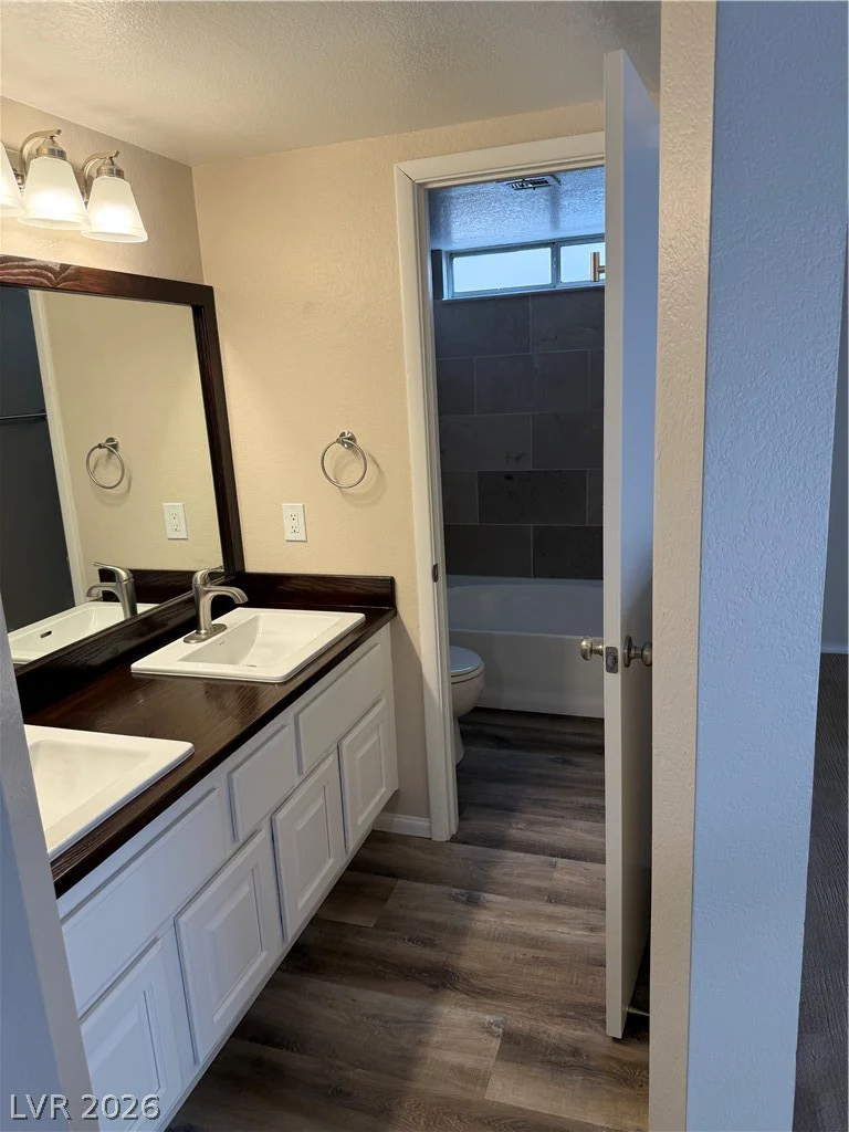3049 Brigantine, Las Vegas, NV 89128