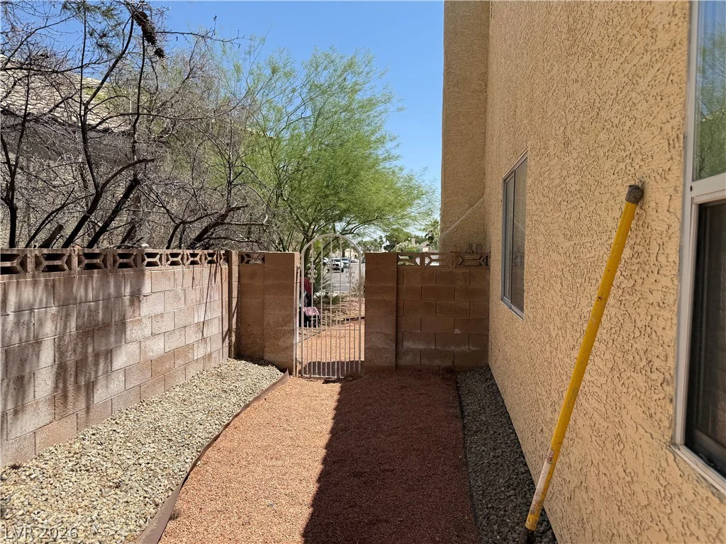 3049 Brigantine, Las Vegas, NV 89128