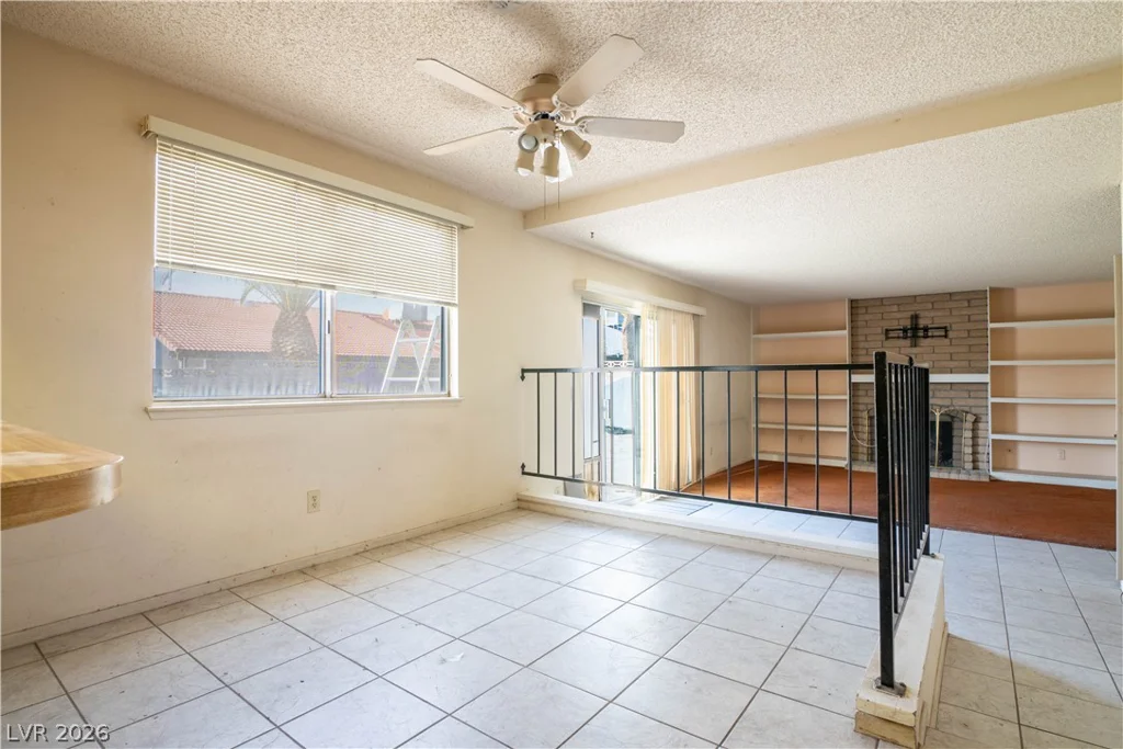 6333 Obannon, Las Vegas, NV 89146