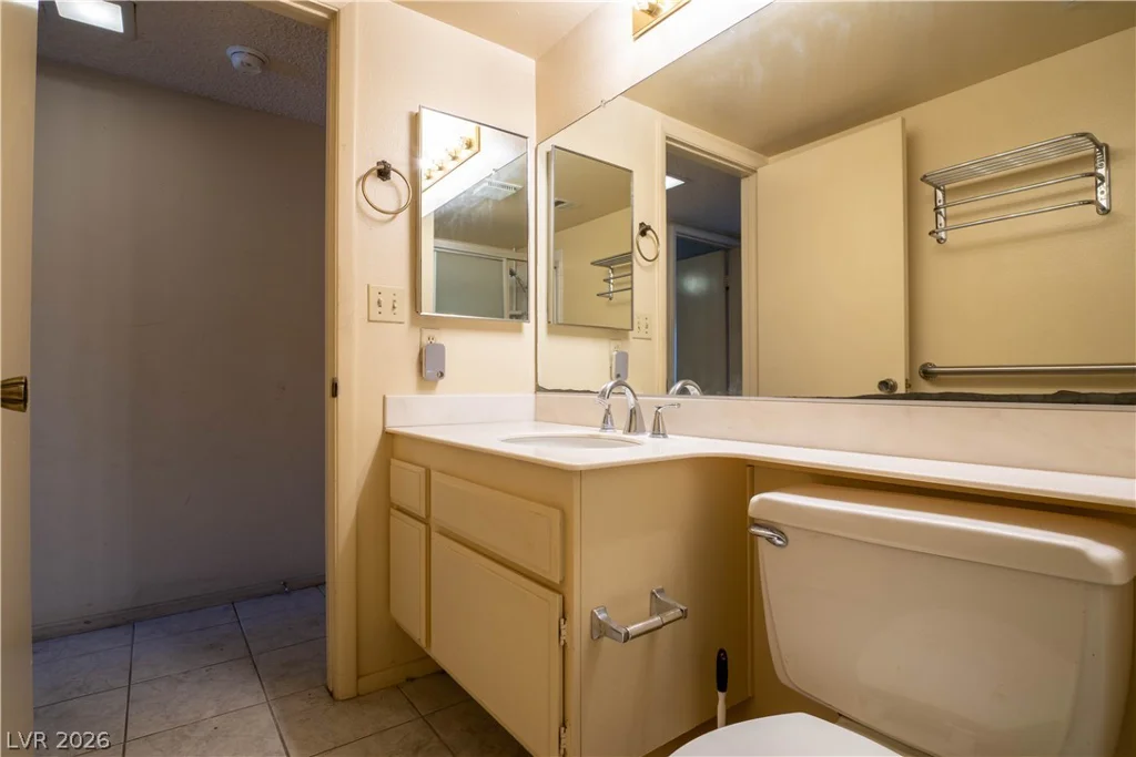 6333 Obannon, Las Vegas, NV 89146