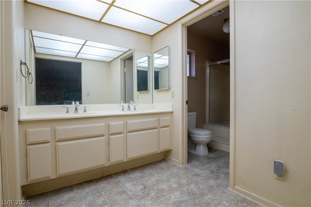 6333 Obannon, Las Vegas, NV 89146
