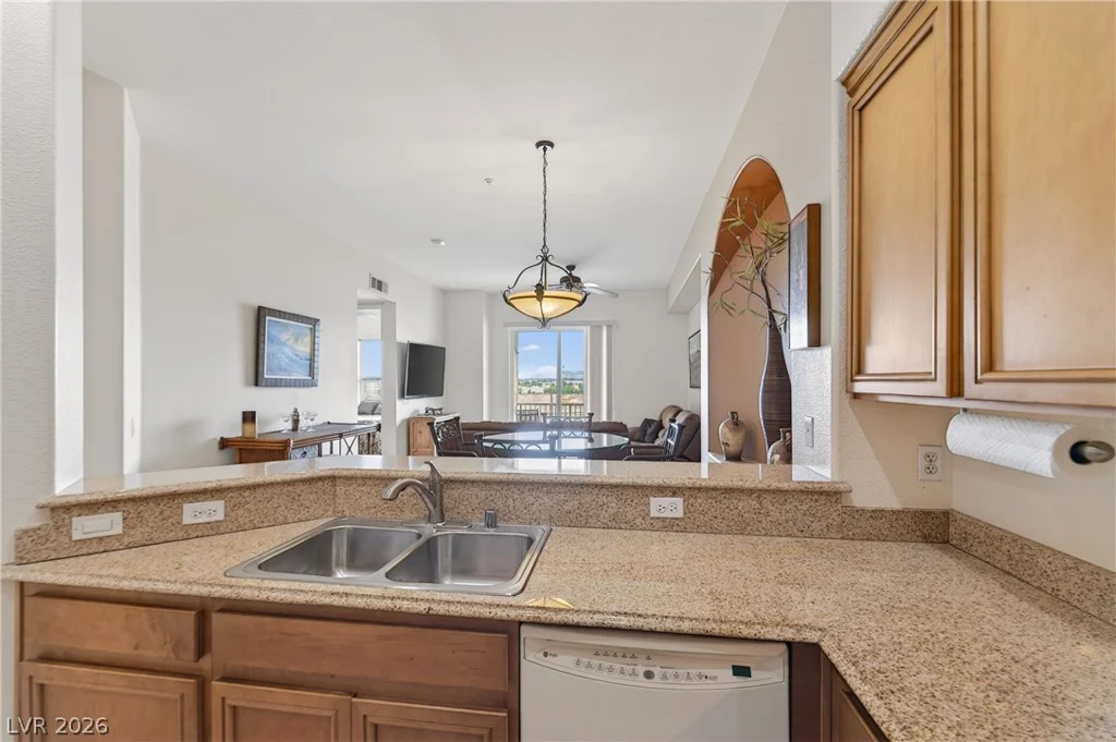 62 Serene, Las Vegas, NV 89123