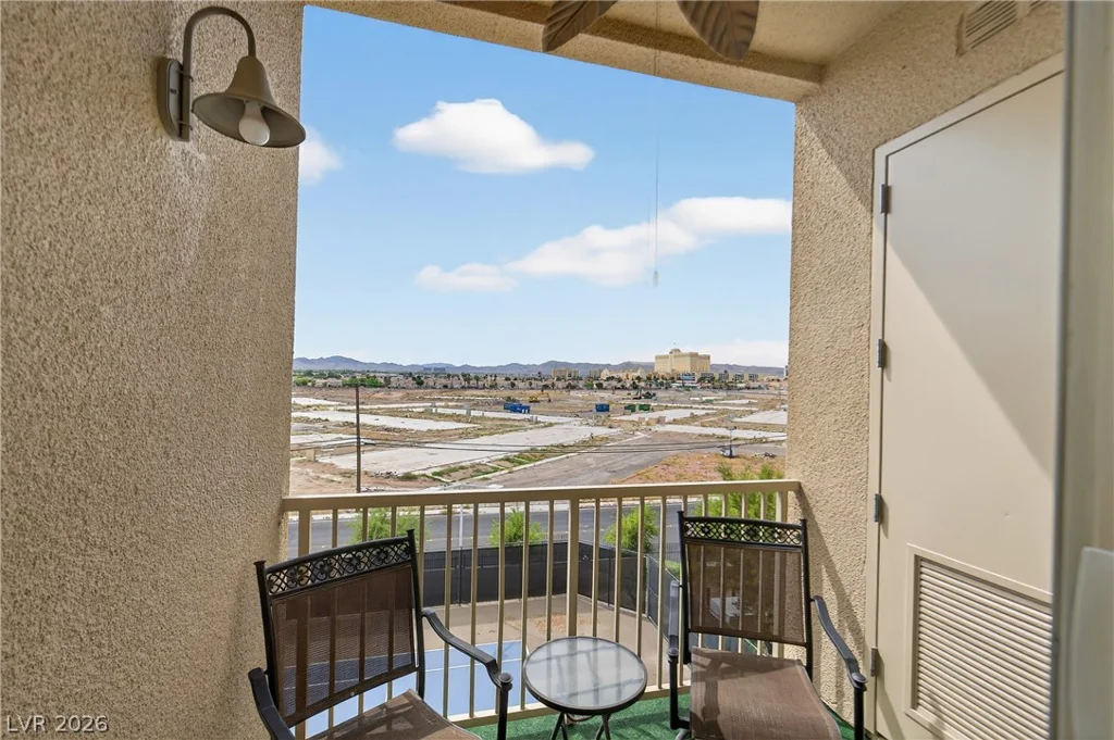 62 Serene, Las Vegas, NV 89123
