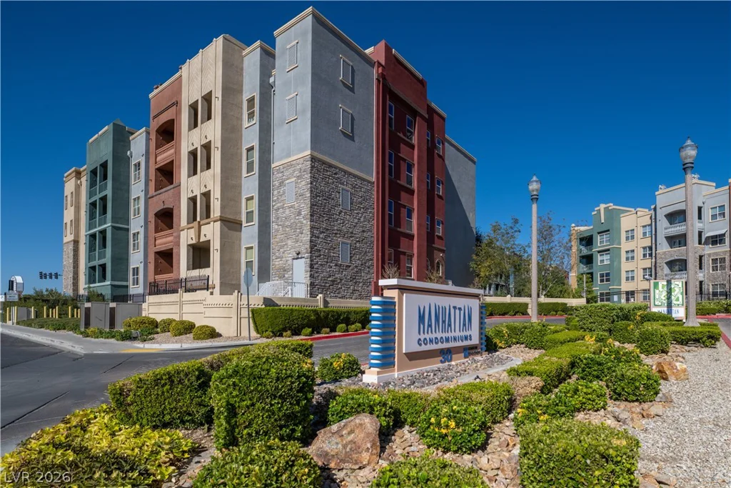 62 Serene, Las Vegas, NV 89123