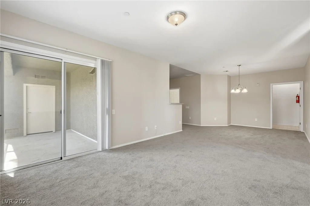 8324 Charleston, Las Vegas, NV 89117