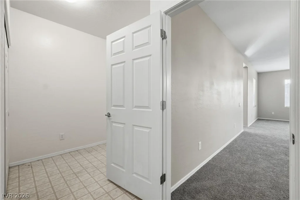 8324 Charleston, Las Vegas, NV 89117