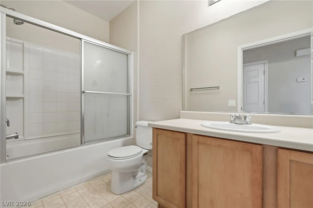 8324 Charleston, Las Vegas, NV 89117
