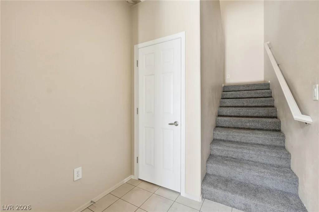 8324 Charleston, Las Vegas, NV 89117
