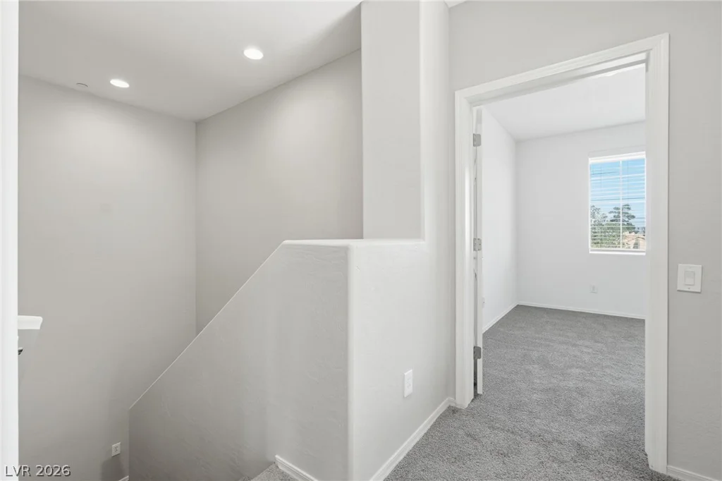 8324 Charleston, Las Vegas, NV 89117