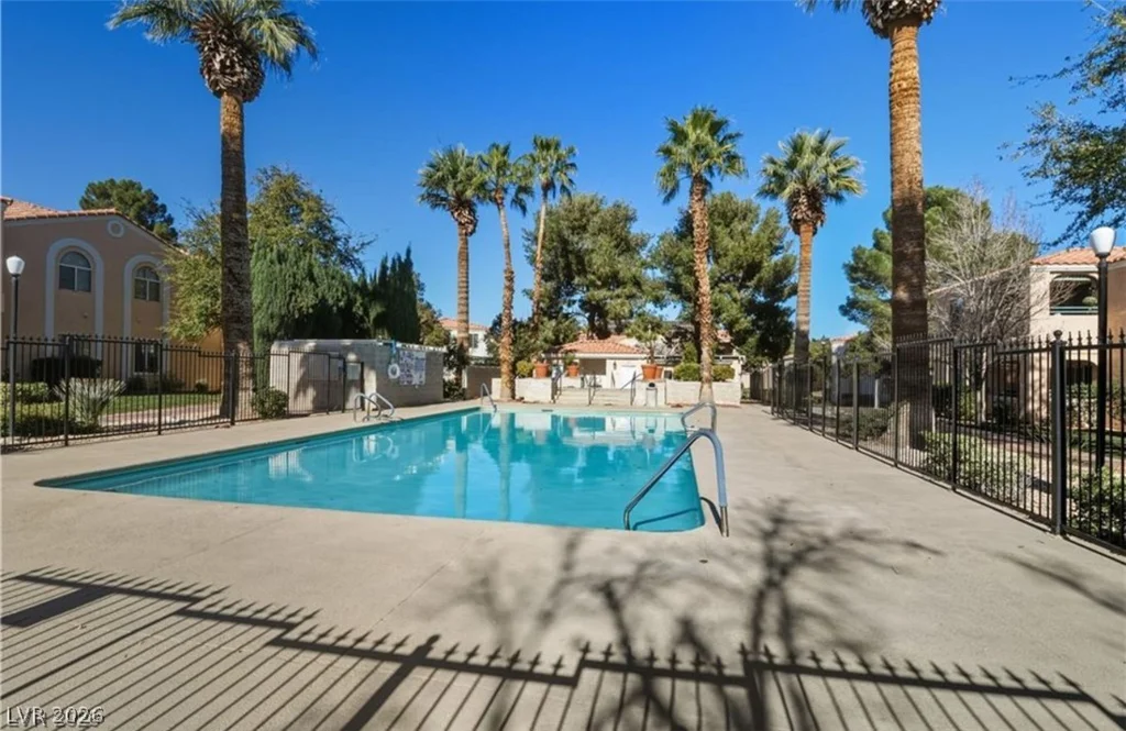 8452 Boseck, Las Vegas, NV 89145