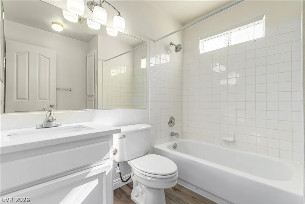 8452 Boseck, Las Vegas, NV 89145