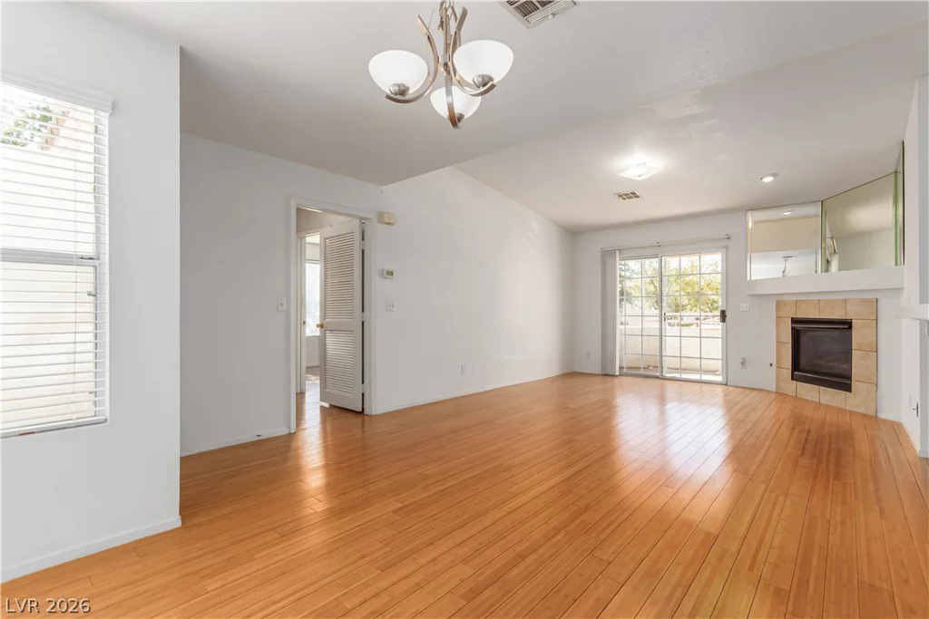 8452 Boseck, Las Vegas, NV 89145