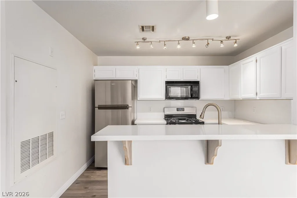 8452 Boseck, Las Vegas, NV 89145