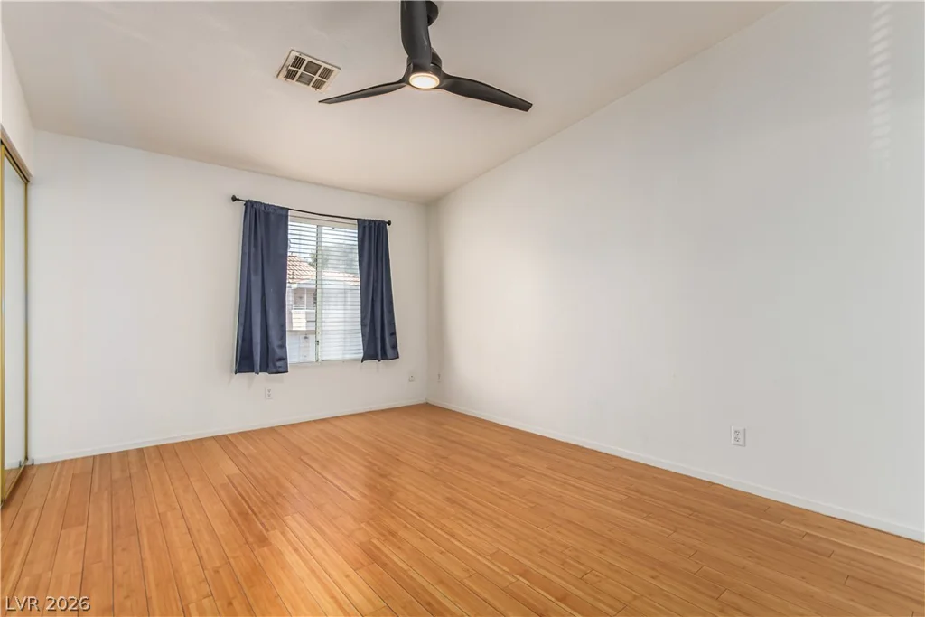 8452 Boseck, Las Vegas, NV 89145