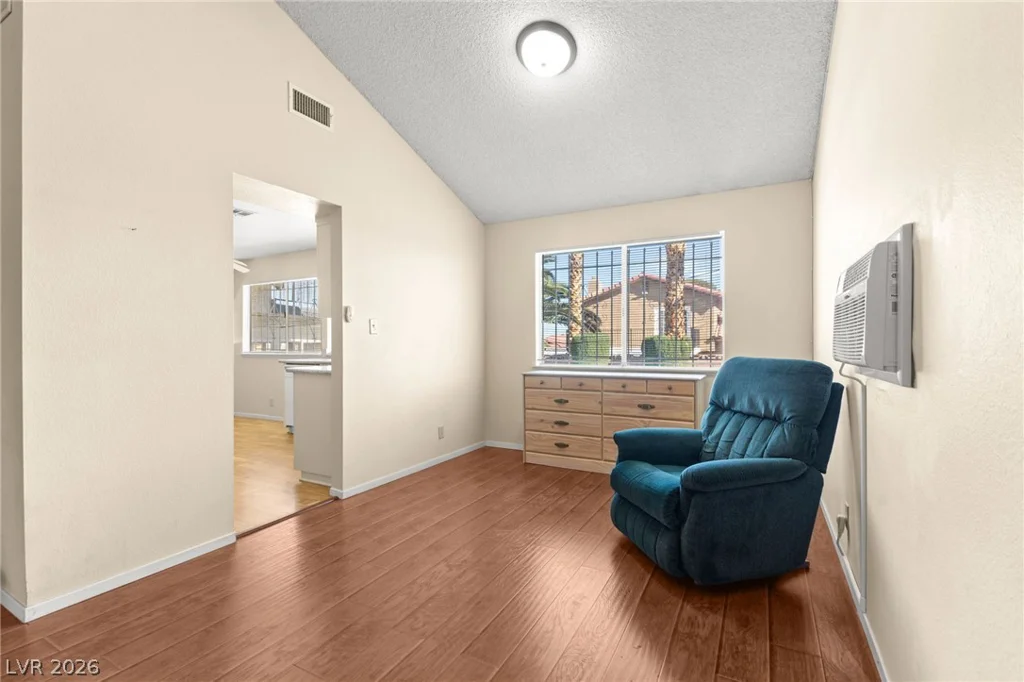 3842 Higley, Las Vegas, NV 89103