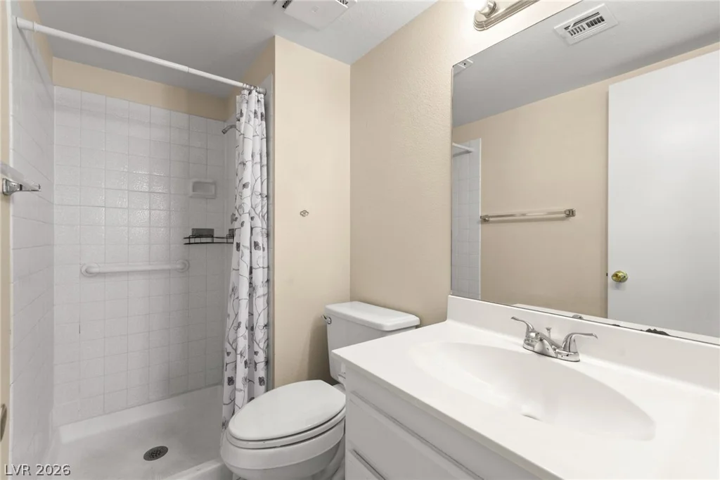 3842 Higley, Las Vegas, NV 89103