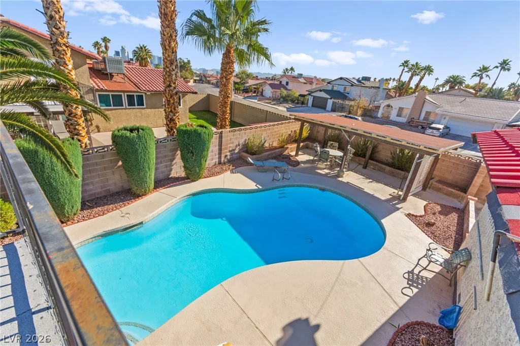 3842 Higley, Las Vegas, NV 89103
