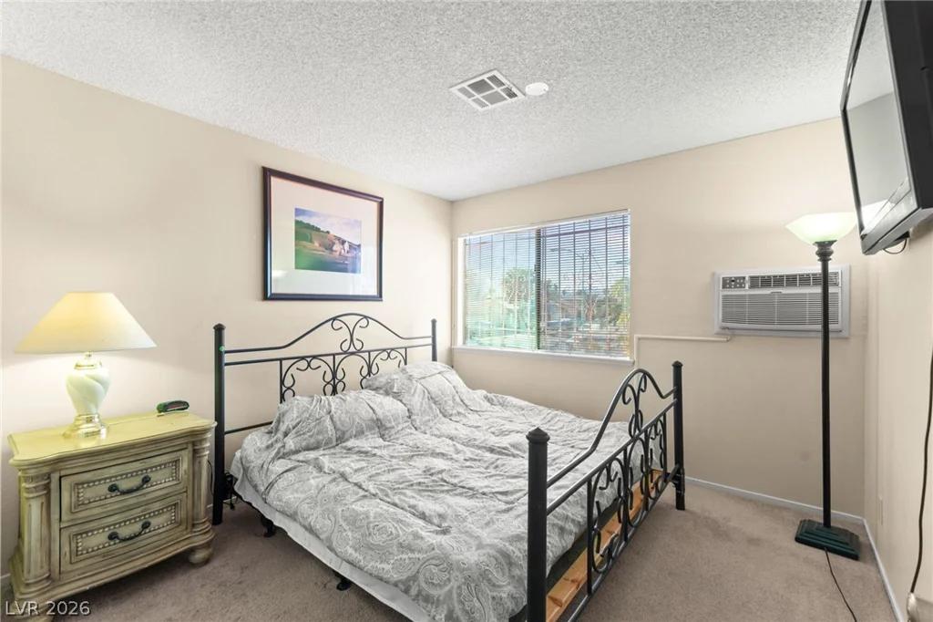 3842 Higley, Las Vegas, NV 89103