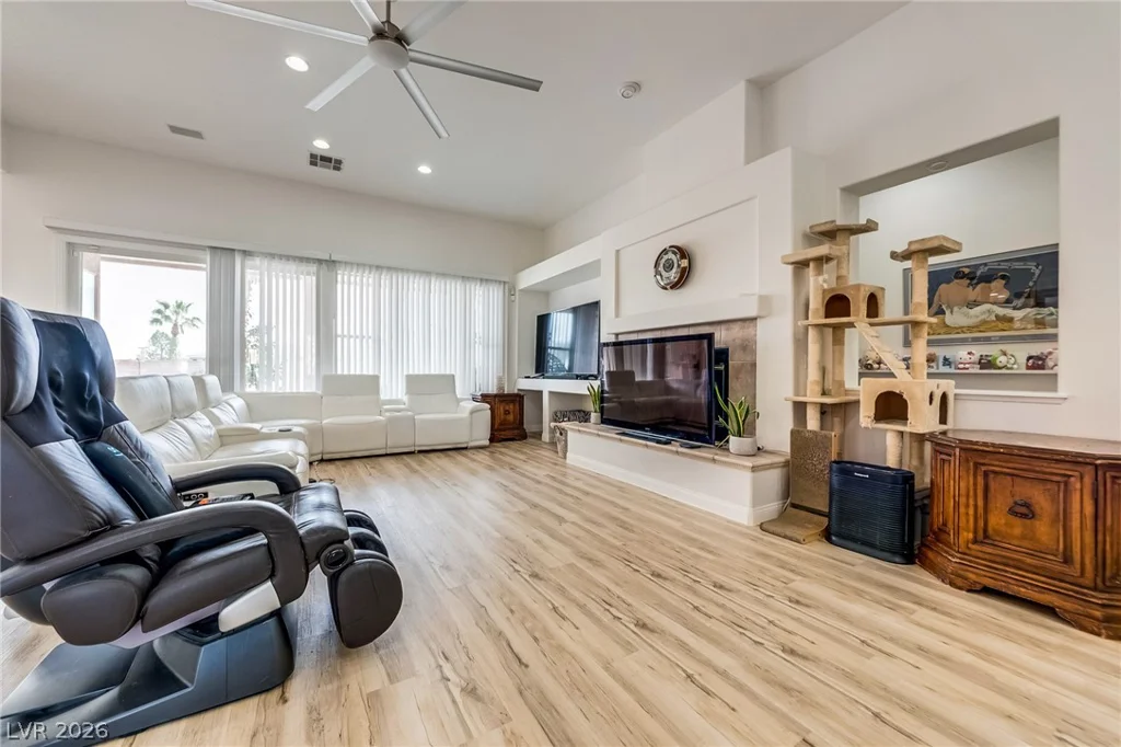 2308 Trident Maple, Las Vegas, NV 89117