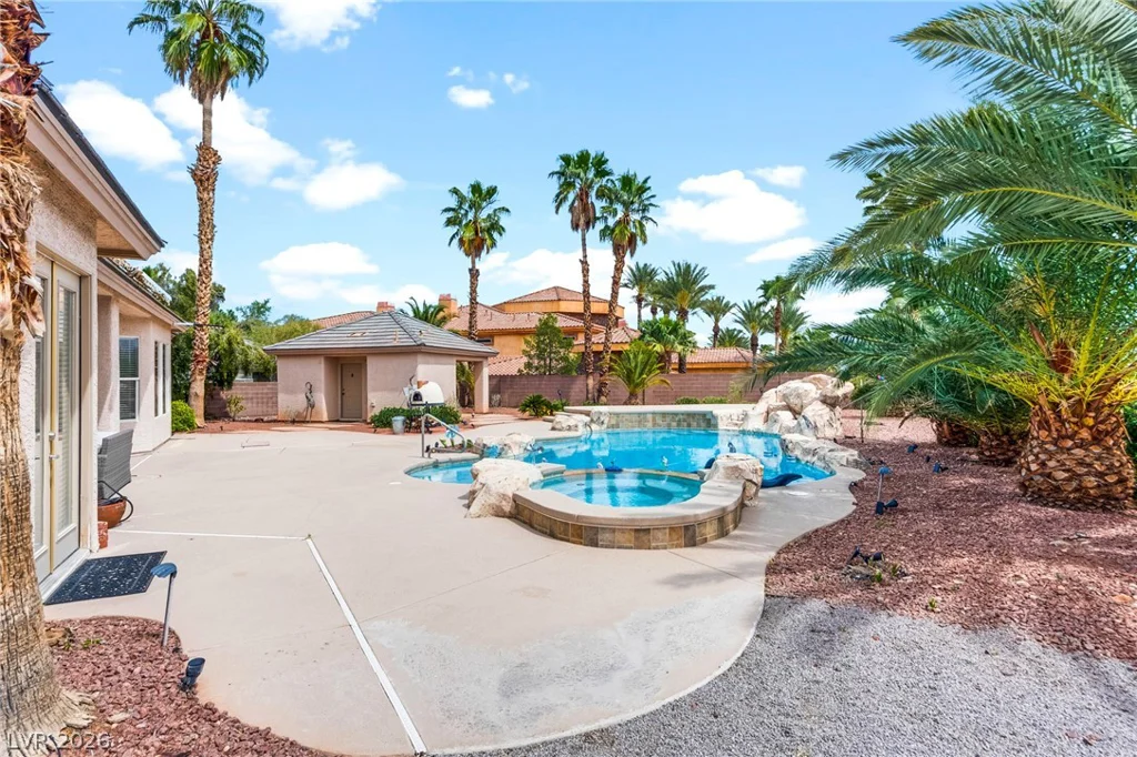 2308 Trident Maple, Las Vegas, NV 89117