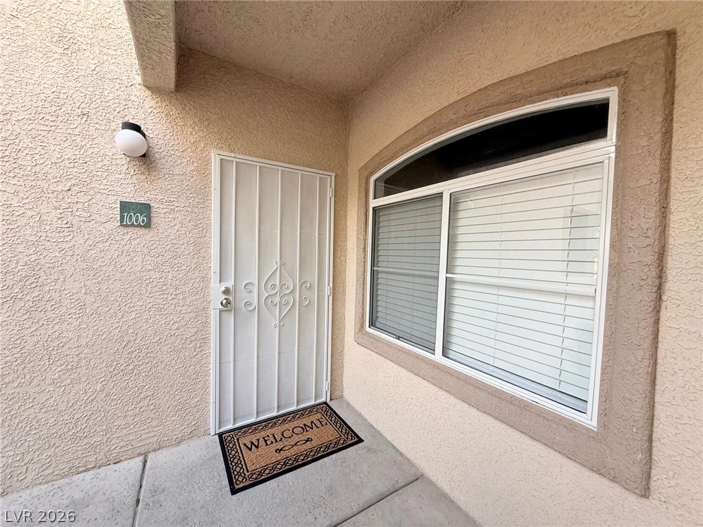 5415 Harmon, Las Vegas, NV 89103
