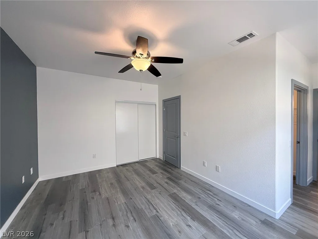5415 Harmon, Las Vegas, NV 89103