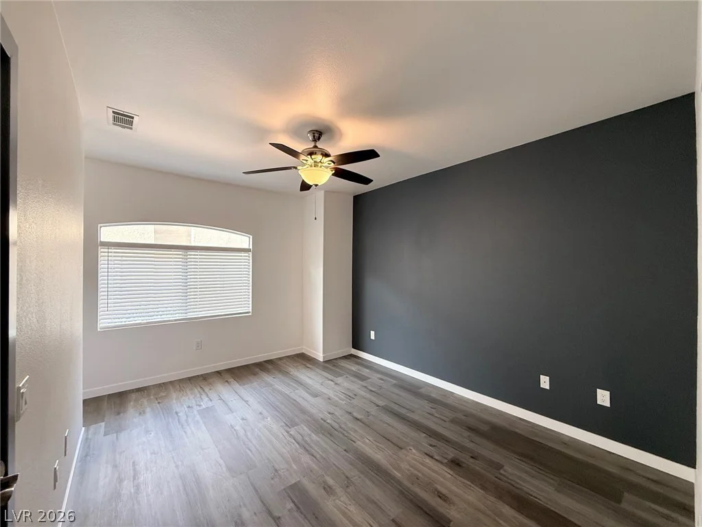 5415 Harmon, Las Vegas, NV 89103