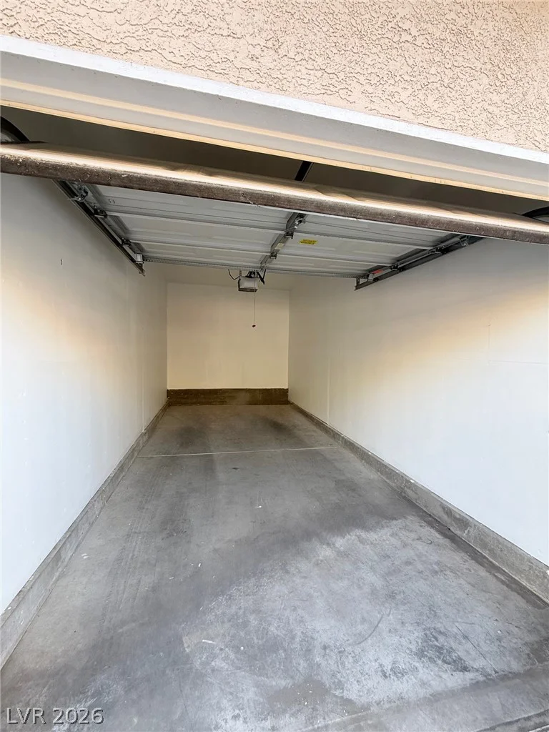 5415 Harmon, Las Vegas, NV 89103