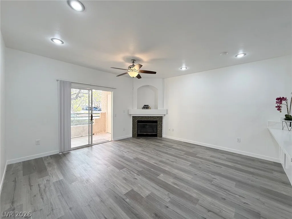 5415 Harmon, Las Vegas, NV 89103