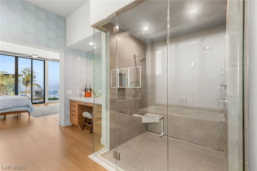 571 Overlook Rim, Henderson, NV 89012