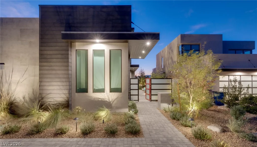 571 Overlook Rim, Henderson, NV 89012