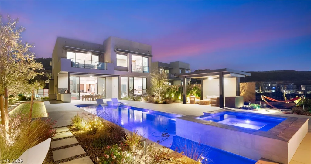571 Overlook Rim, Henderson, NV 89012