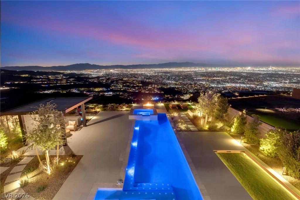 571 Overlook Rim, Henderson, NV 89012