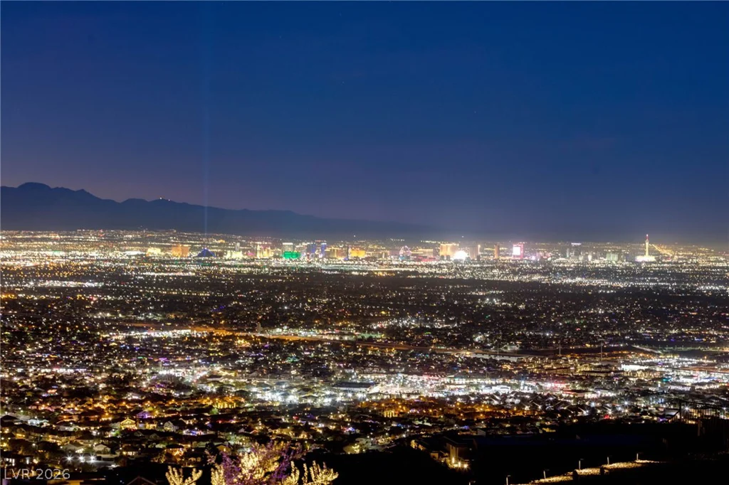 571 Overlook Rim, Henderson, NV 89012