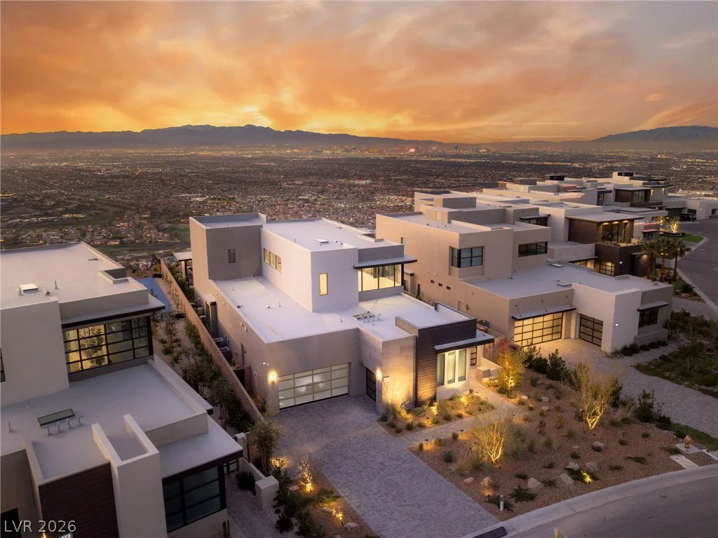 571 Overlook Rim, Henderson, NV 89012
