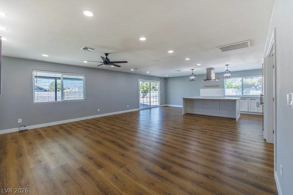 7160 Polaris, Las Vegas, NV 89118